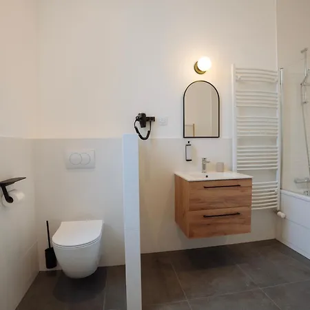 Hotellerie De L'abbaye Du Desert *