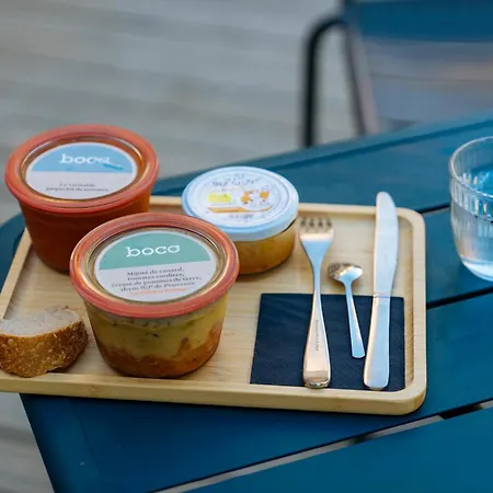 Hotellerie De L'abbaye Du Desert Hotel *